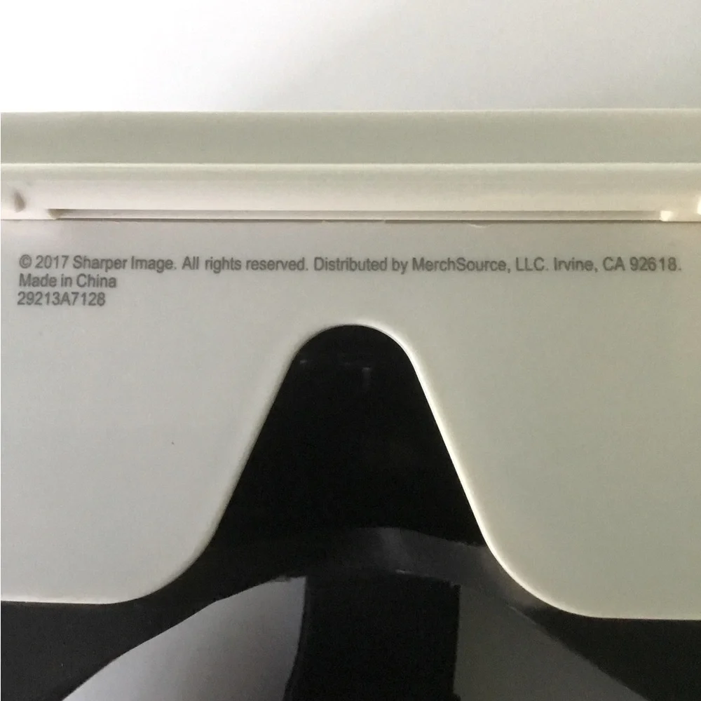 Sharper Image Virtual Reality Headset GUC